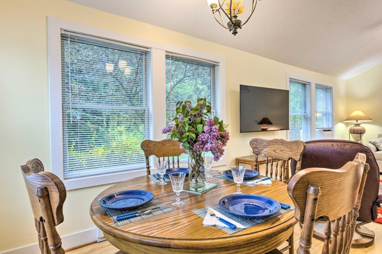 Charming Retreat Near Downtown Frankfort And Beaches מראה חיצוני תמונה