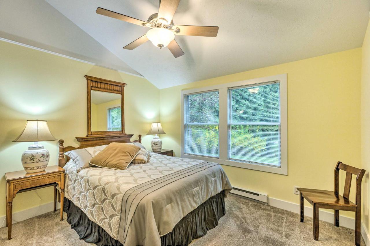 Charming Retreat Near Downtown Frankfort And Beaches מראה חיצוני תמונה